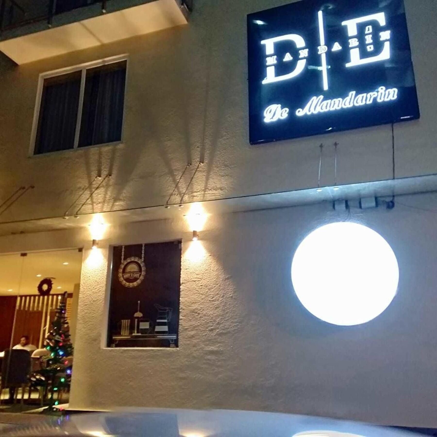 De Mandarin 3*