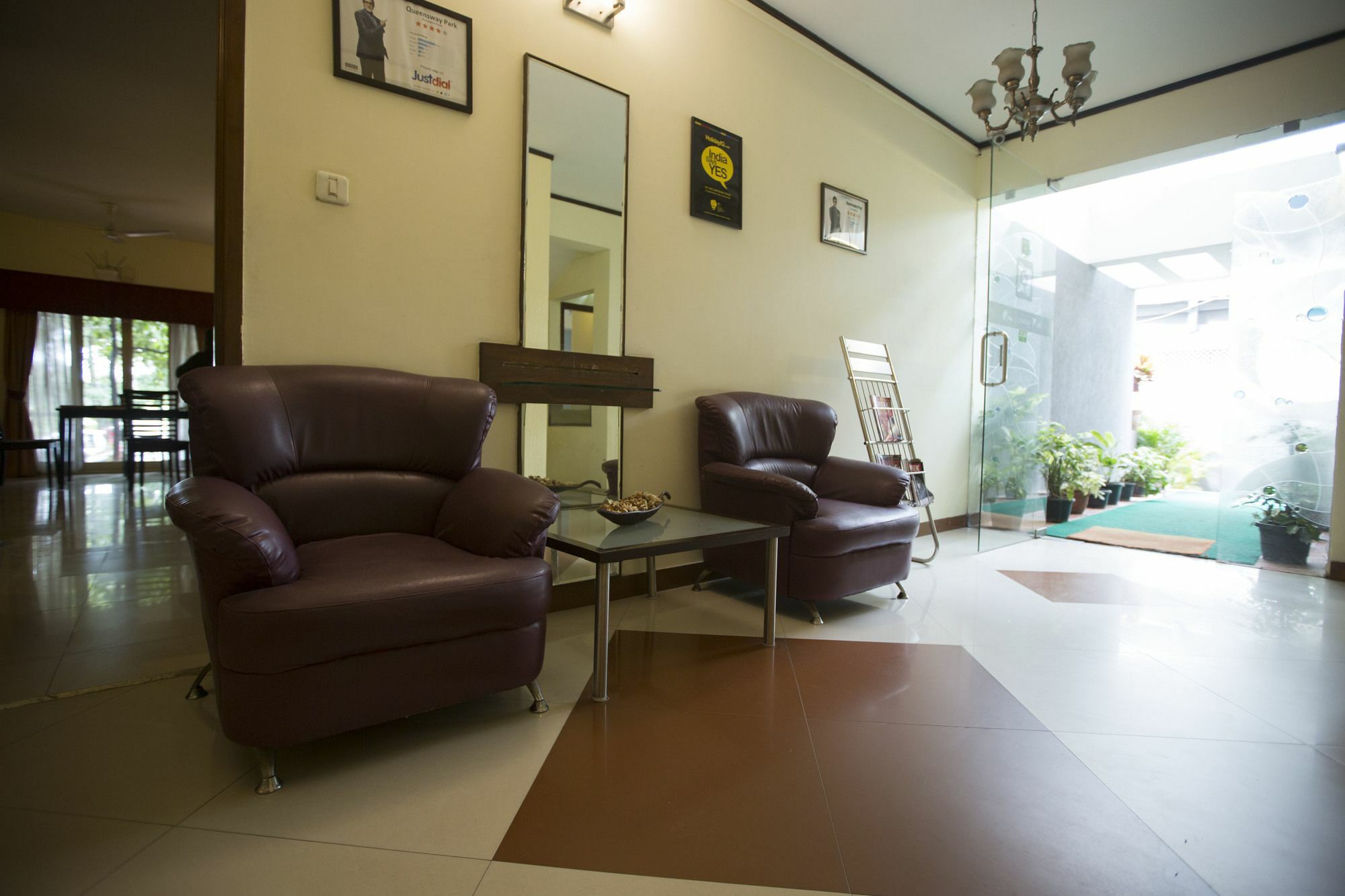Hotel Mint Queensway Near Ulsoor Bangalore