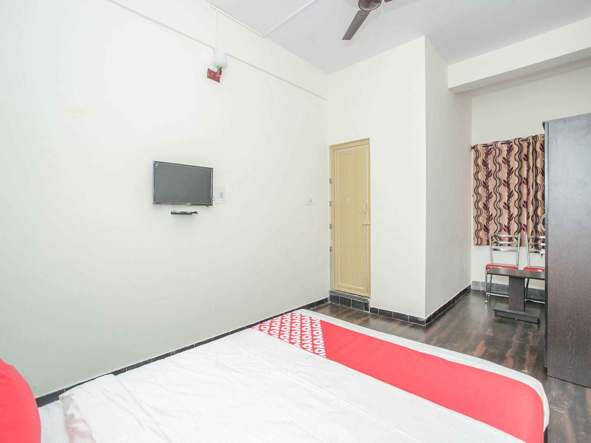 Oyo 14430 Sunshine Grand Bangalore