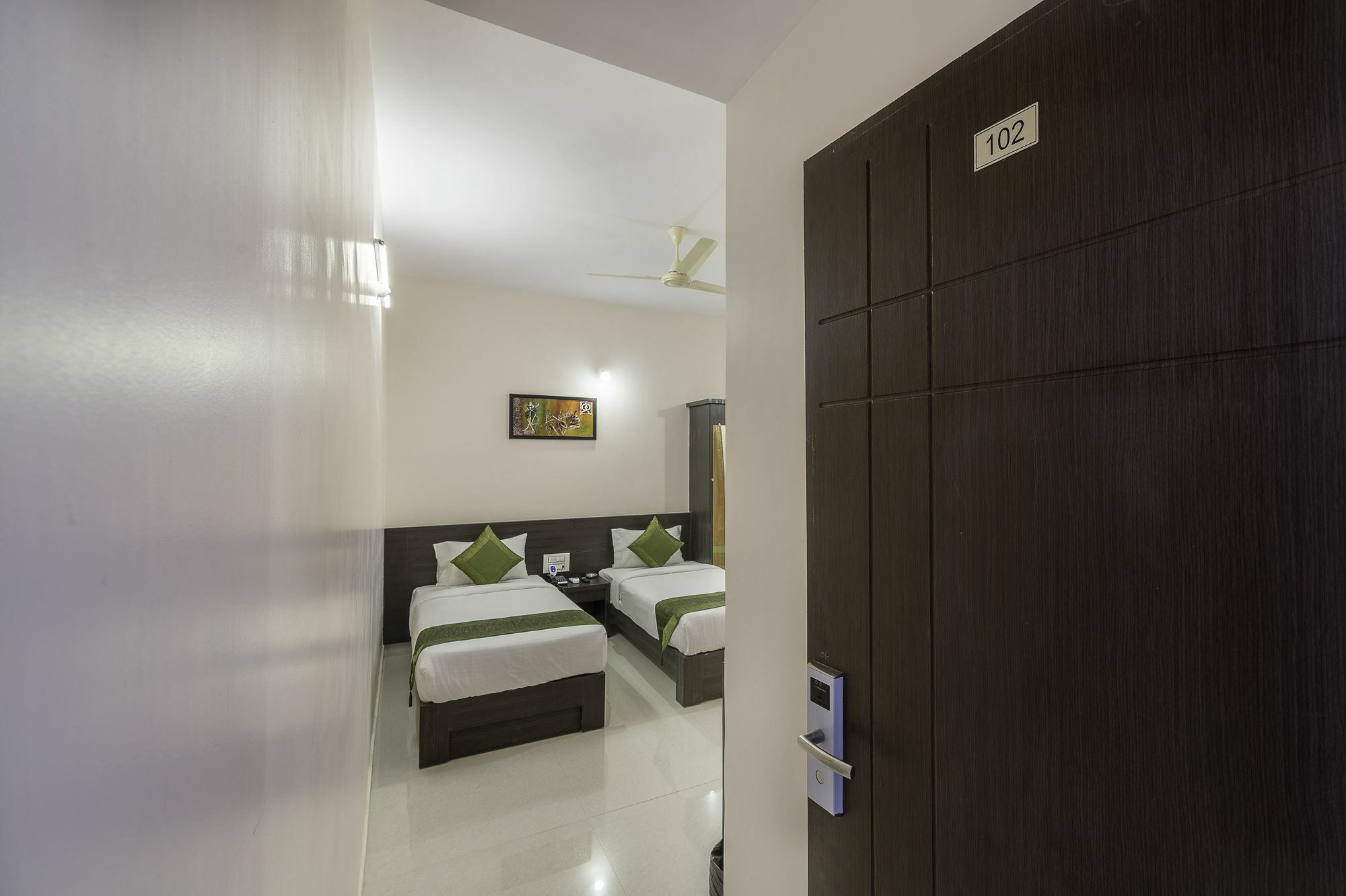 Premium Hoppers Stop Hotel Bangalore