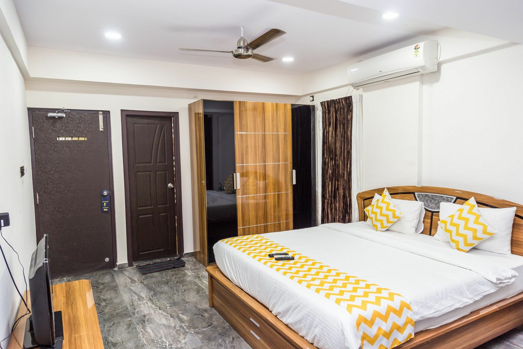 Fabhotel Oriental Frazer Town Hotel