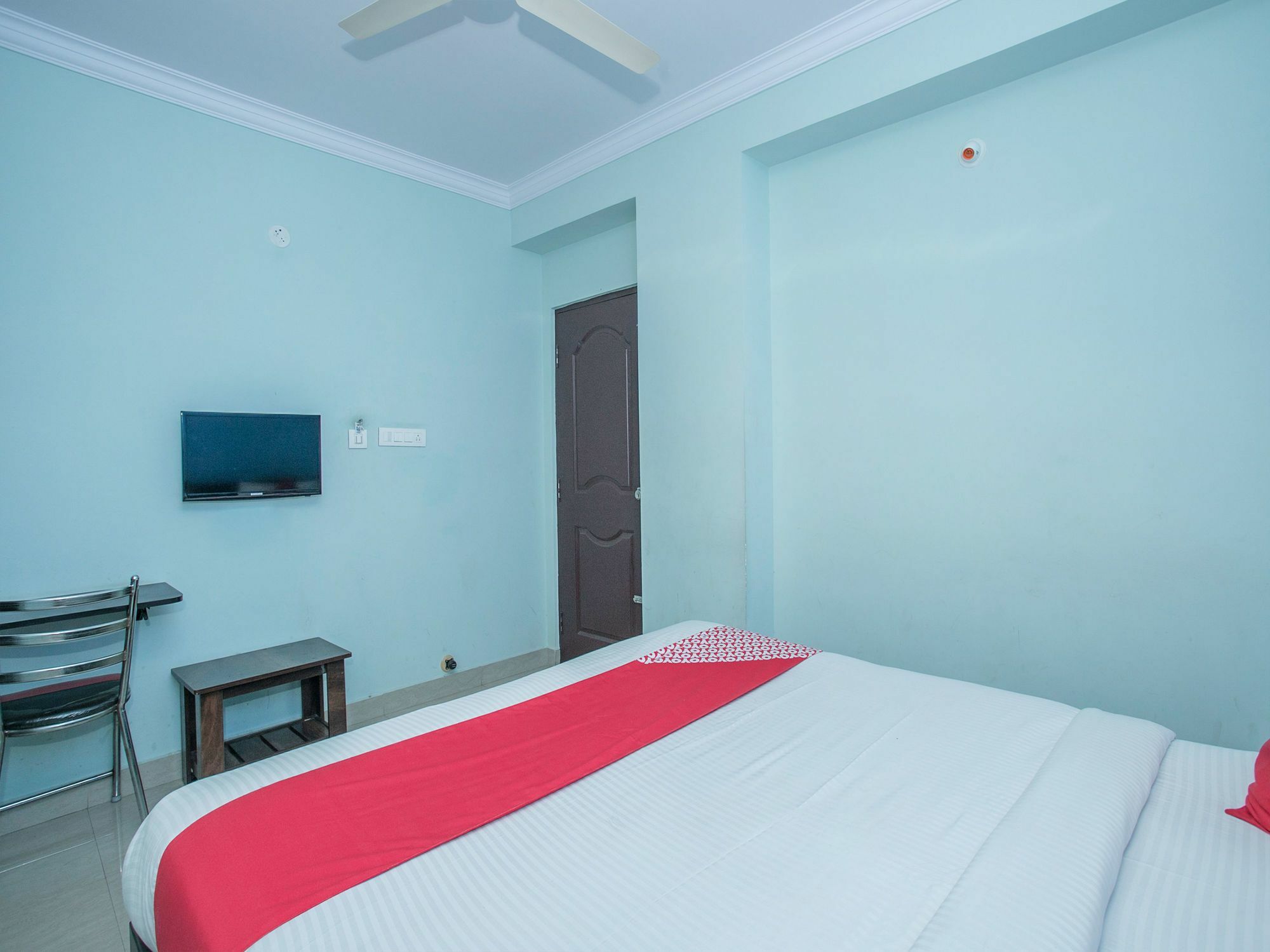 Fabexpress Ivory Pearl - Btm Layout, Nr Forum Mall Hotel 3*