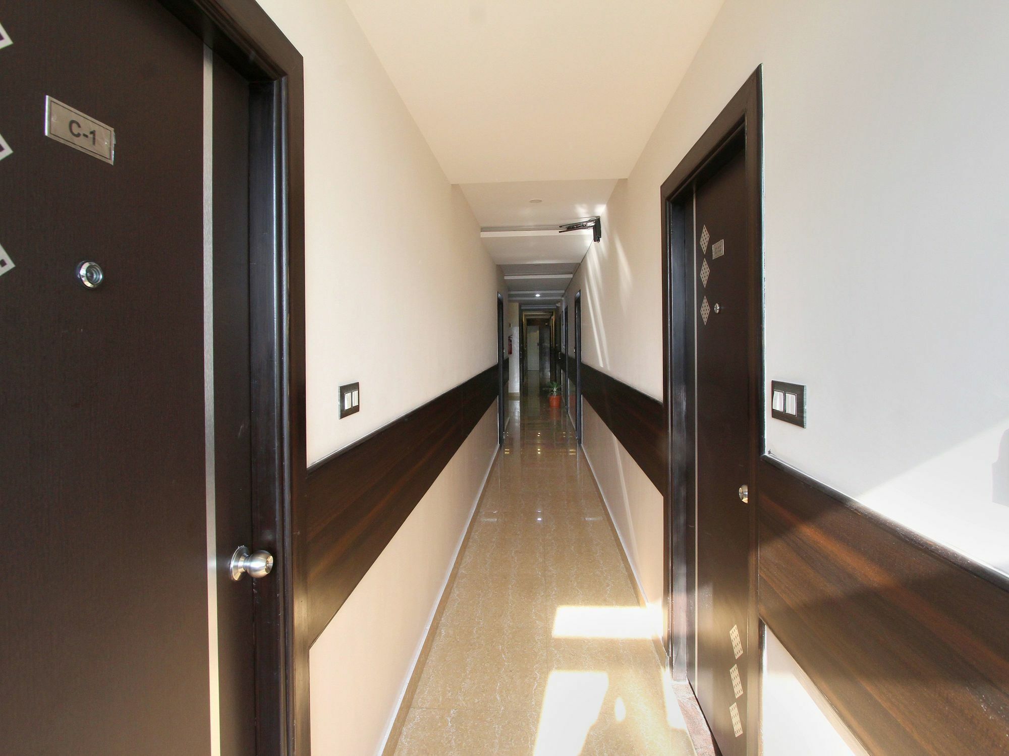 Capital O 70534 Habitat And Hotel 3*