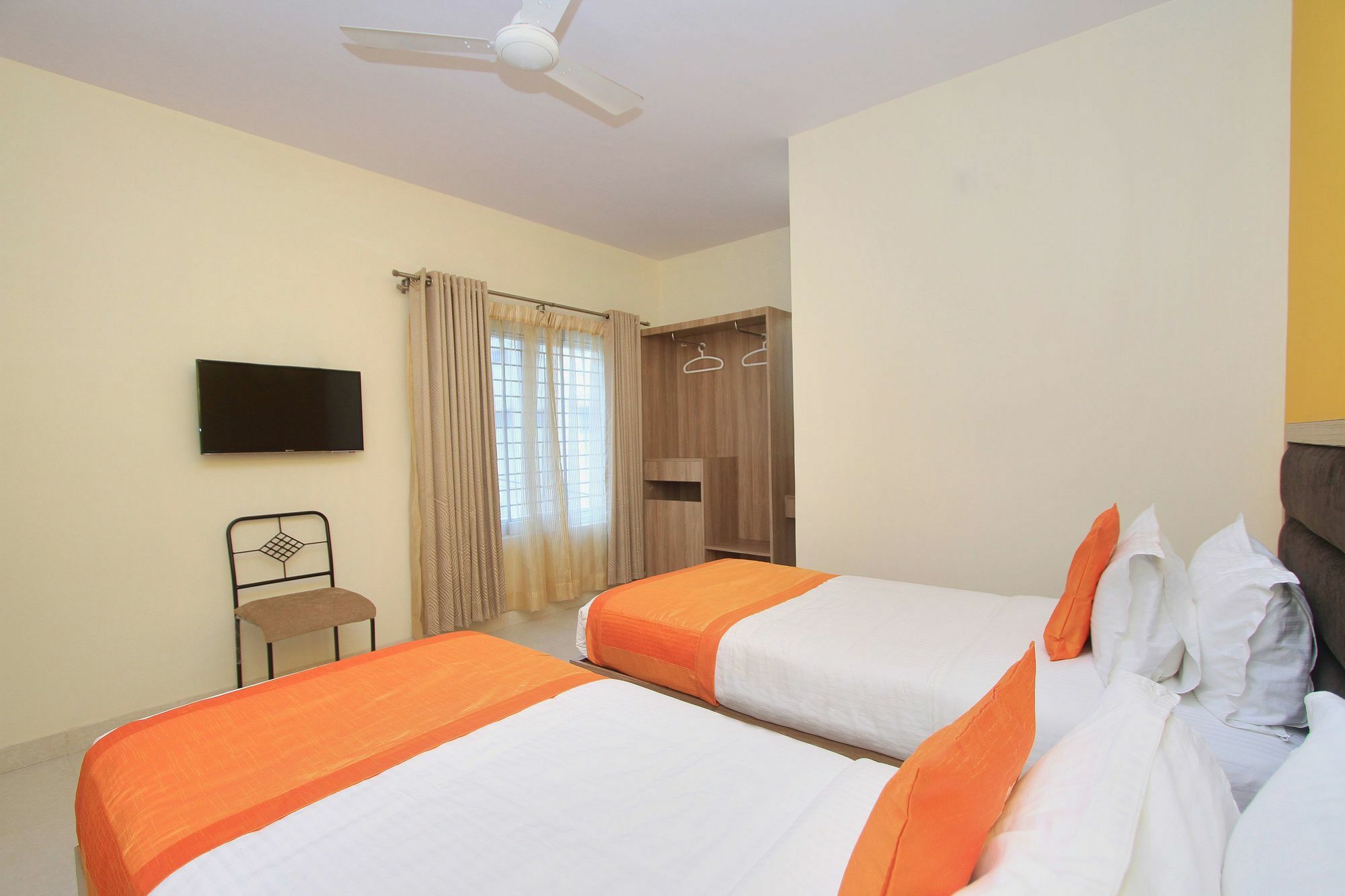 O Golden Near Cubbon Park 3* Bangalore