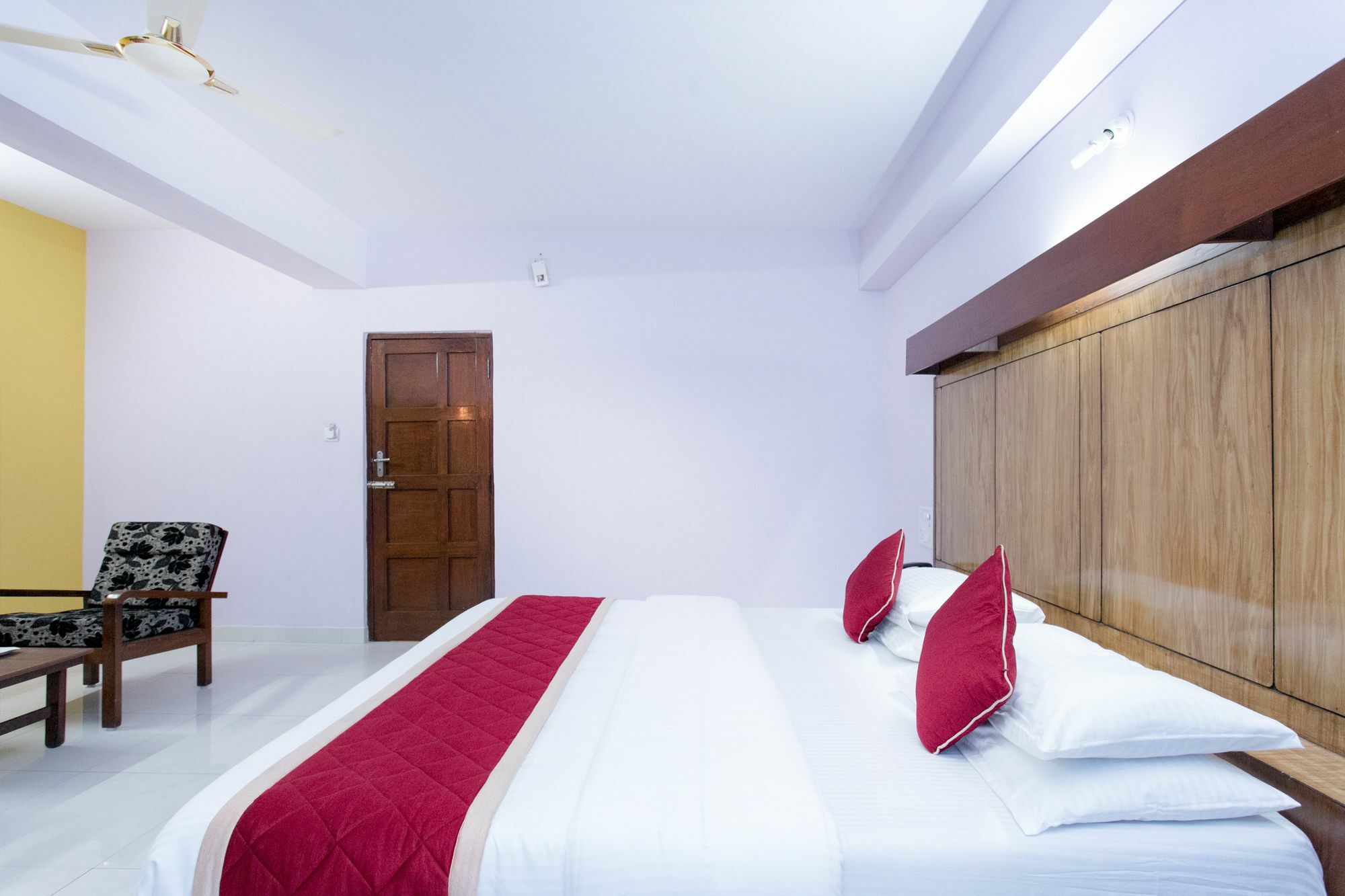 Hotel Oyo Flagship 10332 Sai Orchid Bangalore