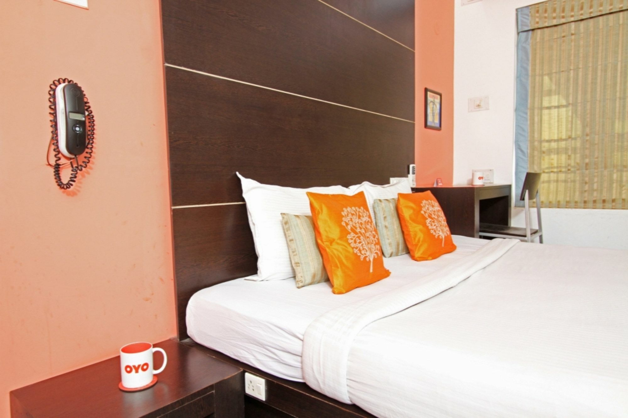 Hotel Capital O 3740 Golden Sands