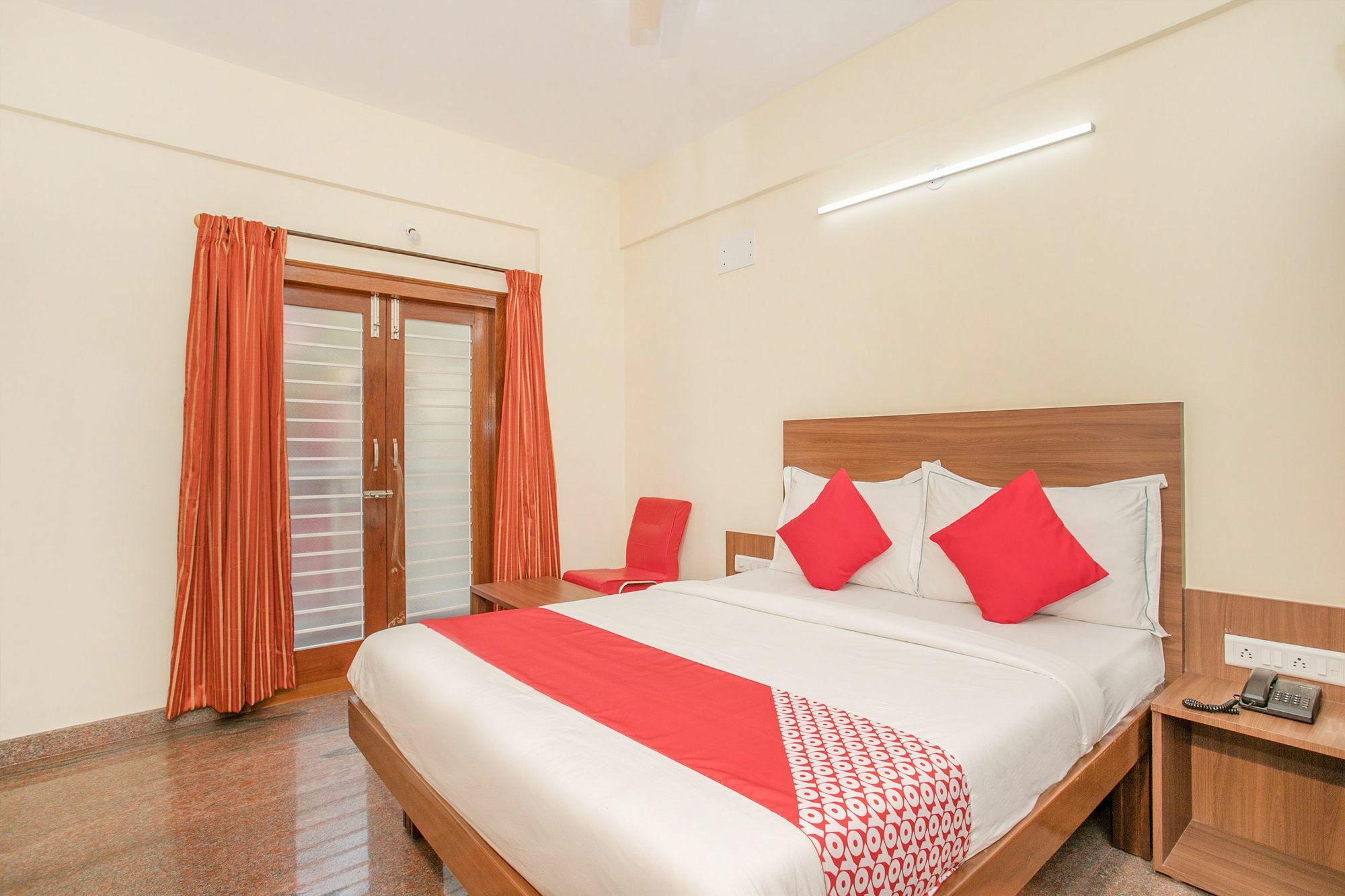 O Champion Comfort Near Hosahalli Metro Station Hotel 3*
