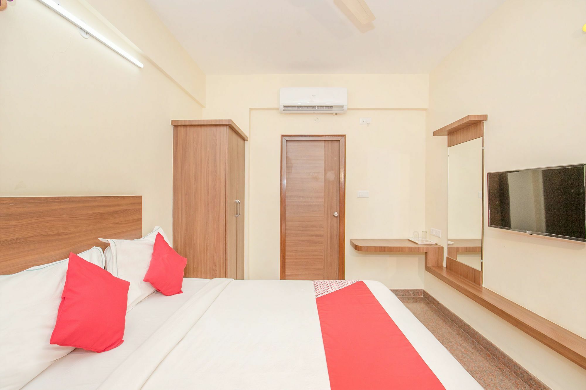 O Champion Comfort Near Hosahalli Metro Station Hotel