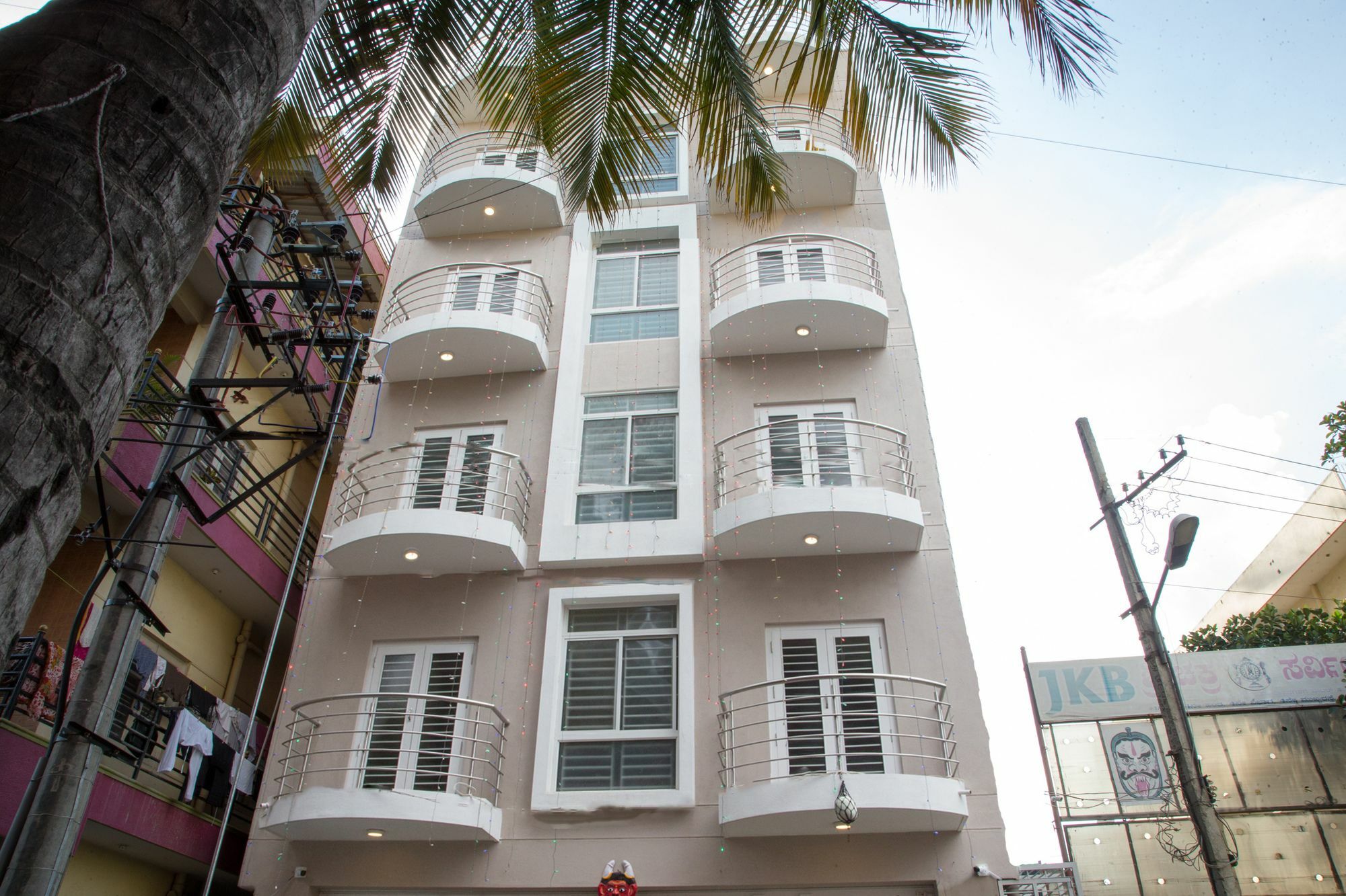 O Champion Comfort Near Hosahalli Metro Station Hotel