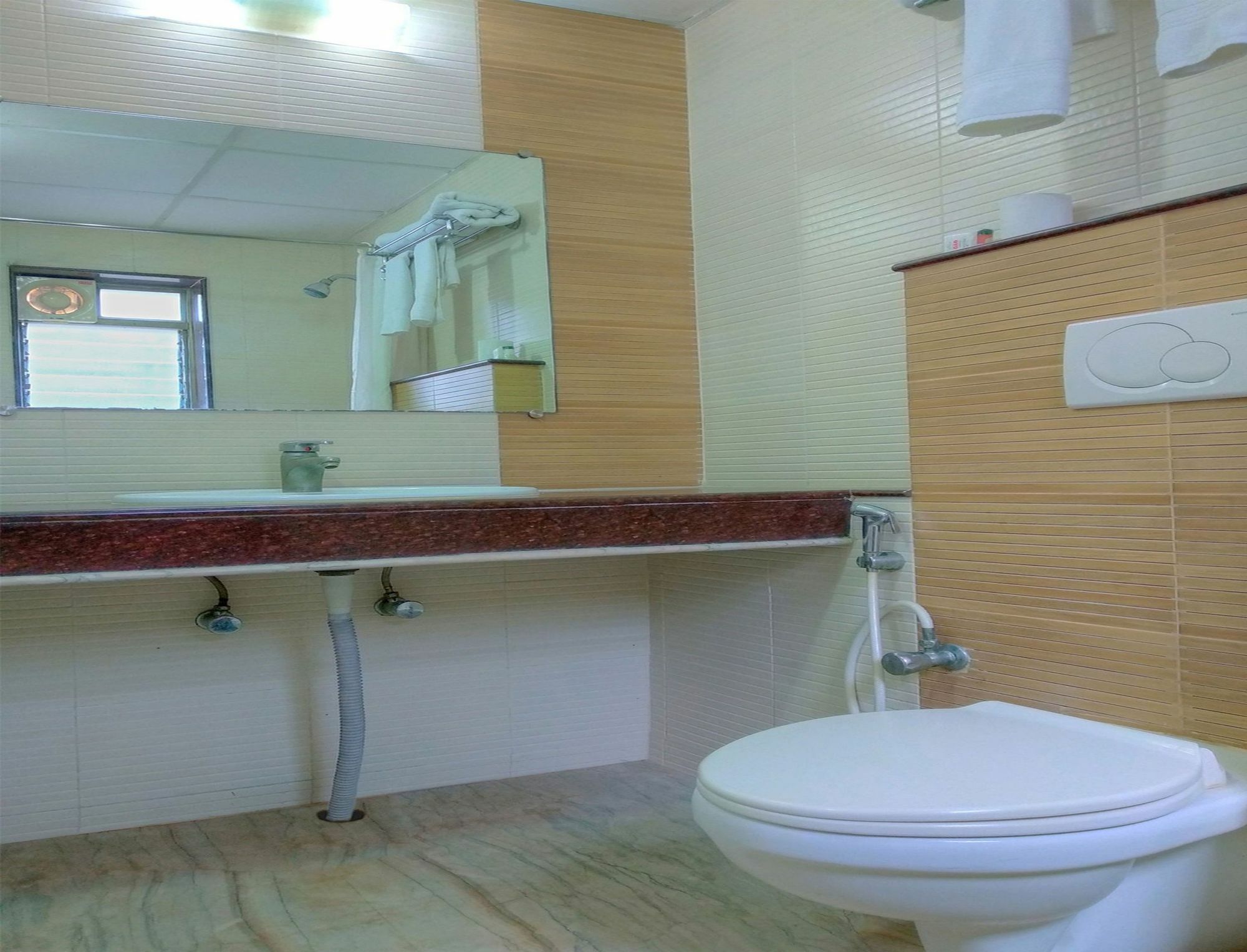 Oyo Flagship 629 Bagmane Tech Park 3*