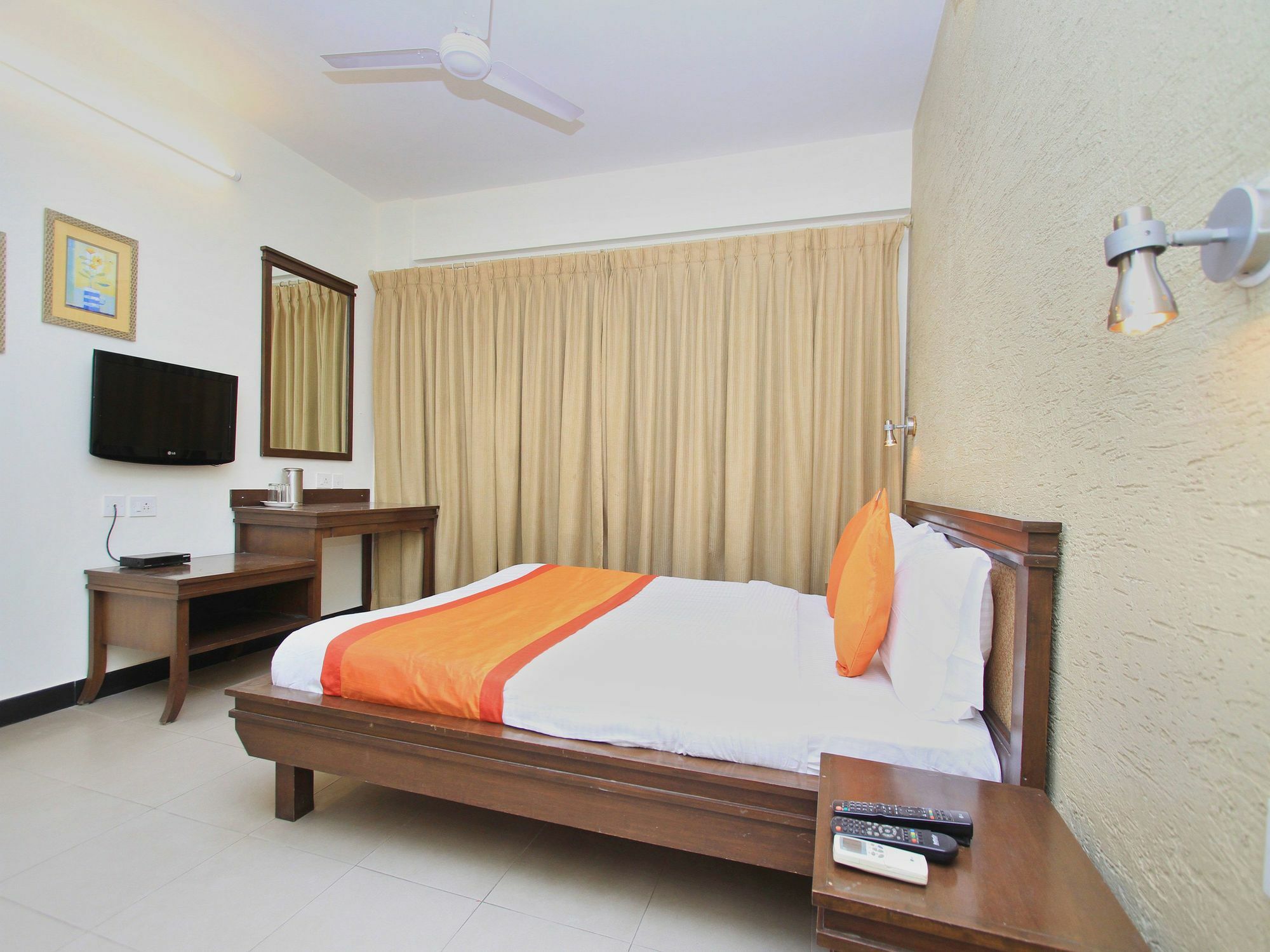 Hotel Oyo 345 Red Mount Aquilla