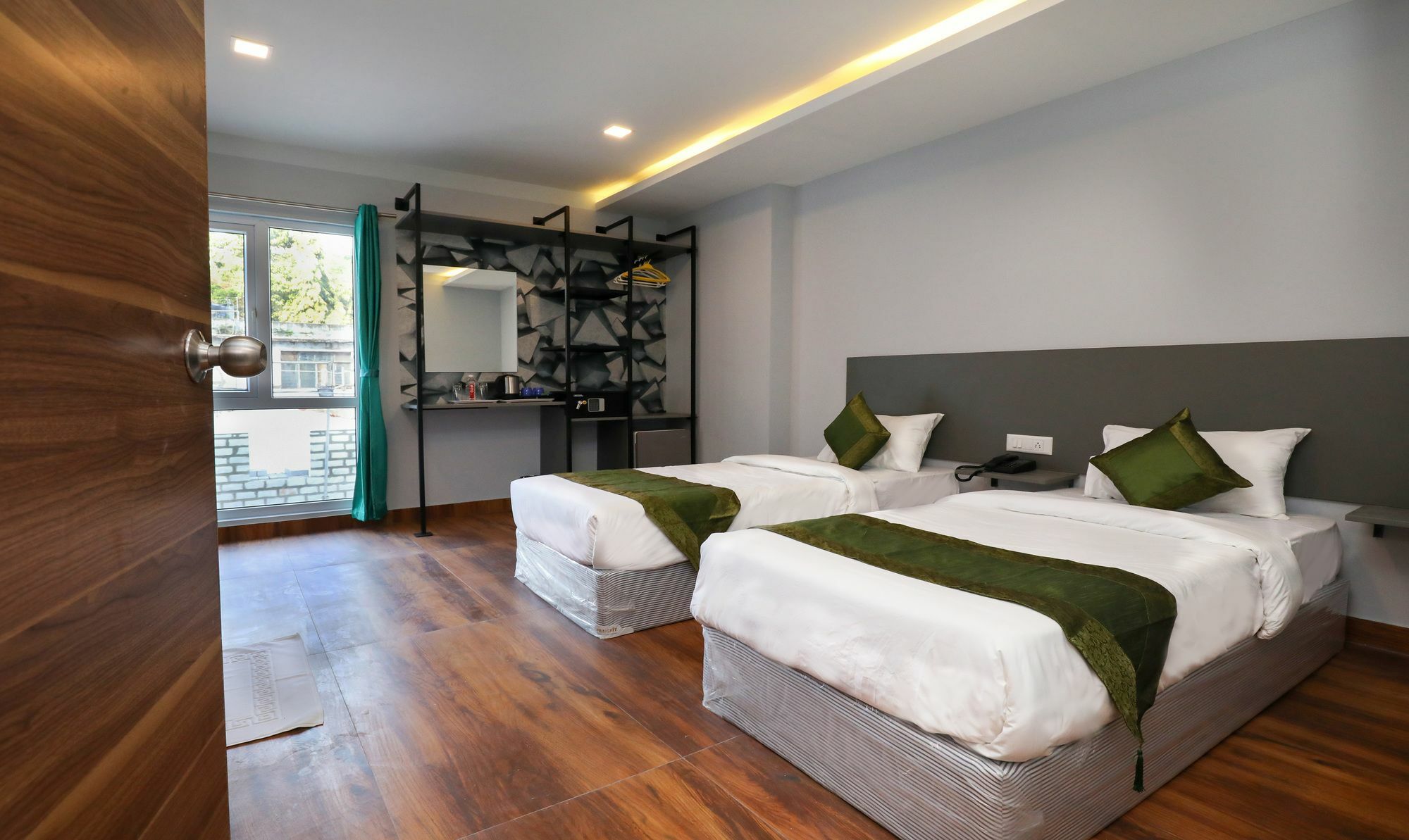 Hotel Treebo Apple