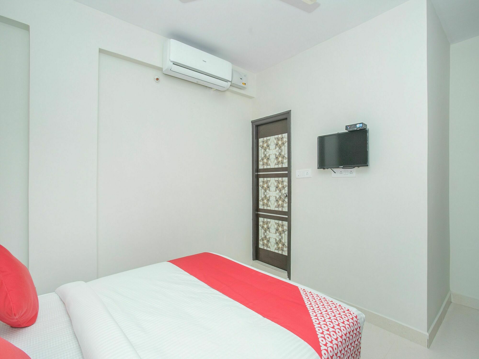O Varcity Plaza 4* Bangalore