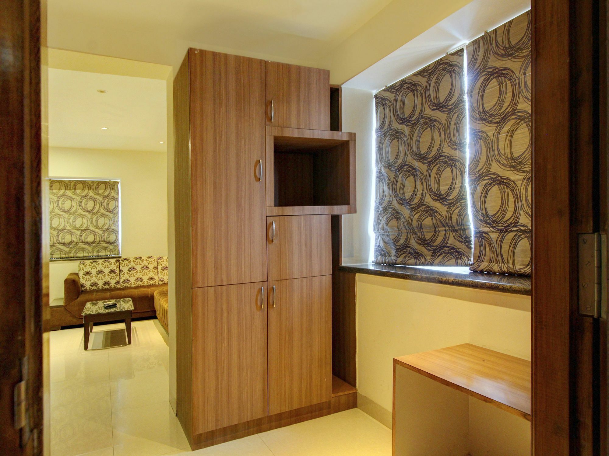 Oyo 14796 Hiland Bangalore