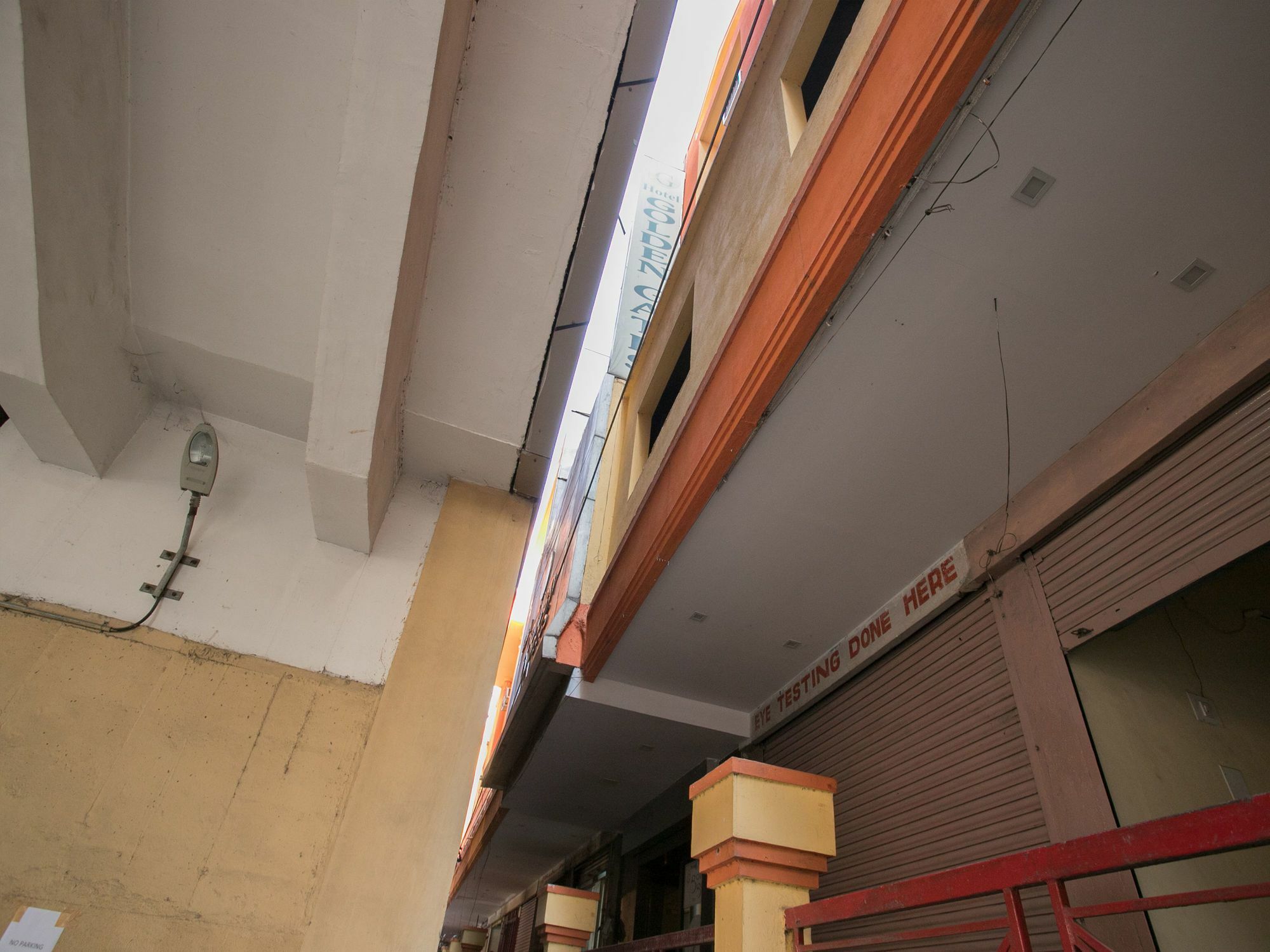Golden Gates 3* Bangalore