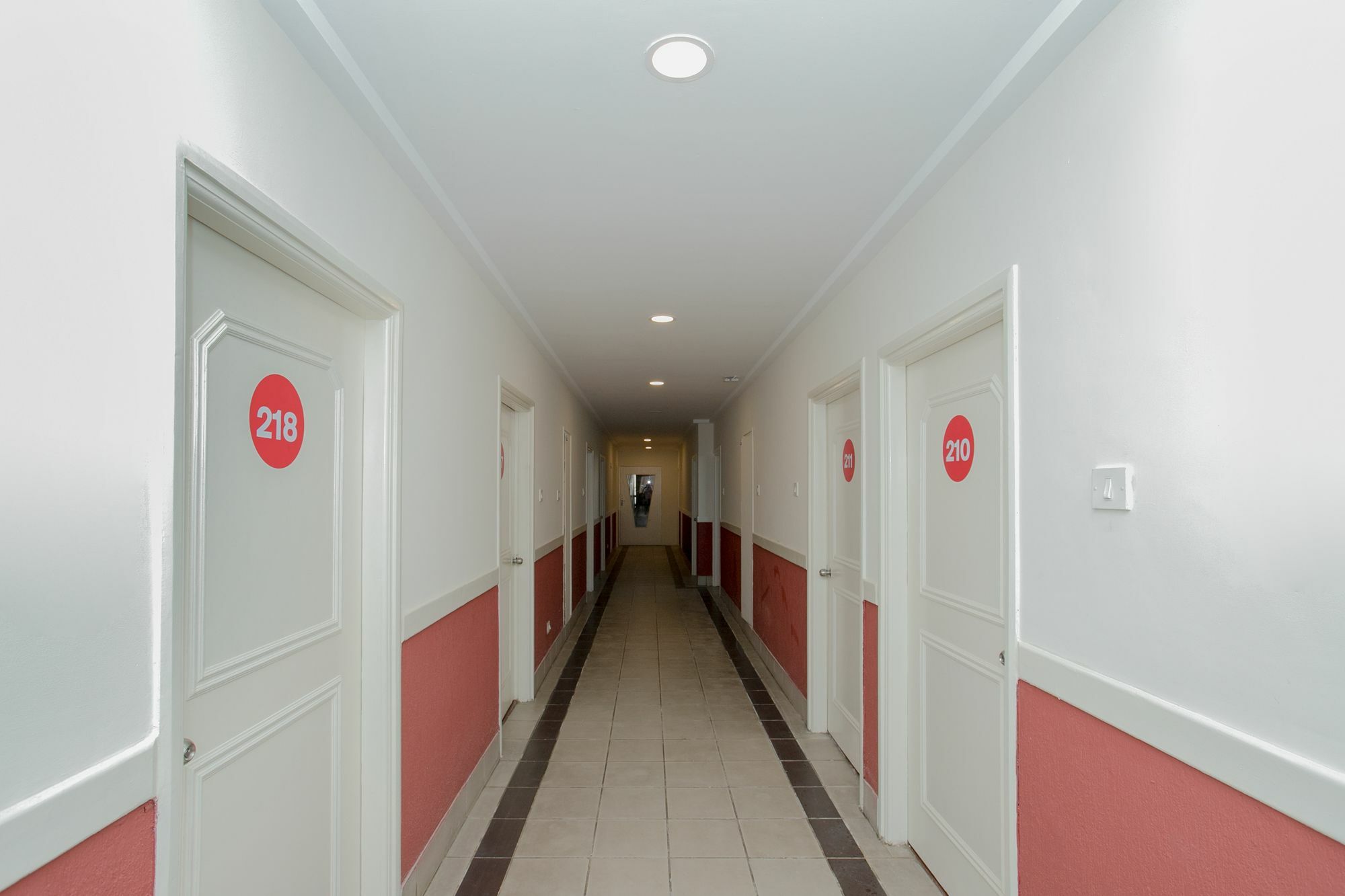 Hotel Golden Gates