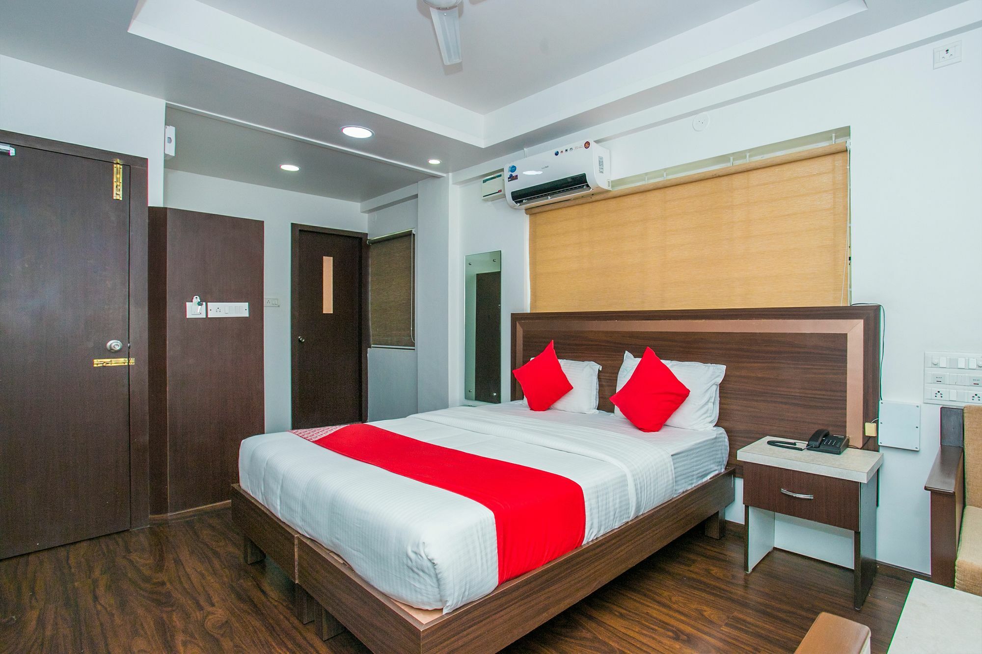Hotel Flagship Malnad Residency Near Palace