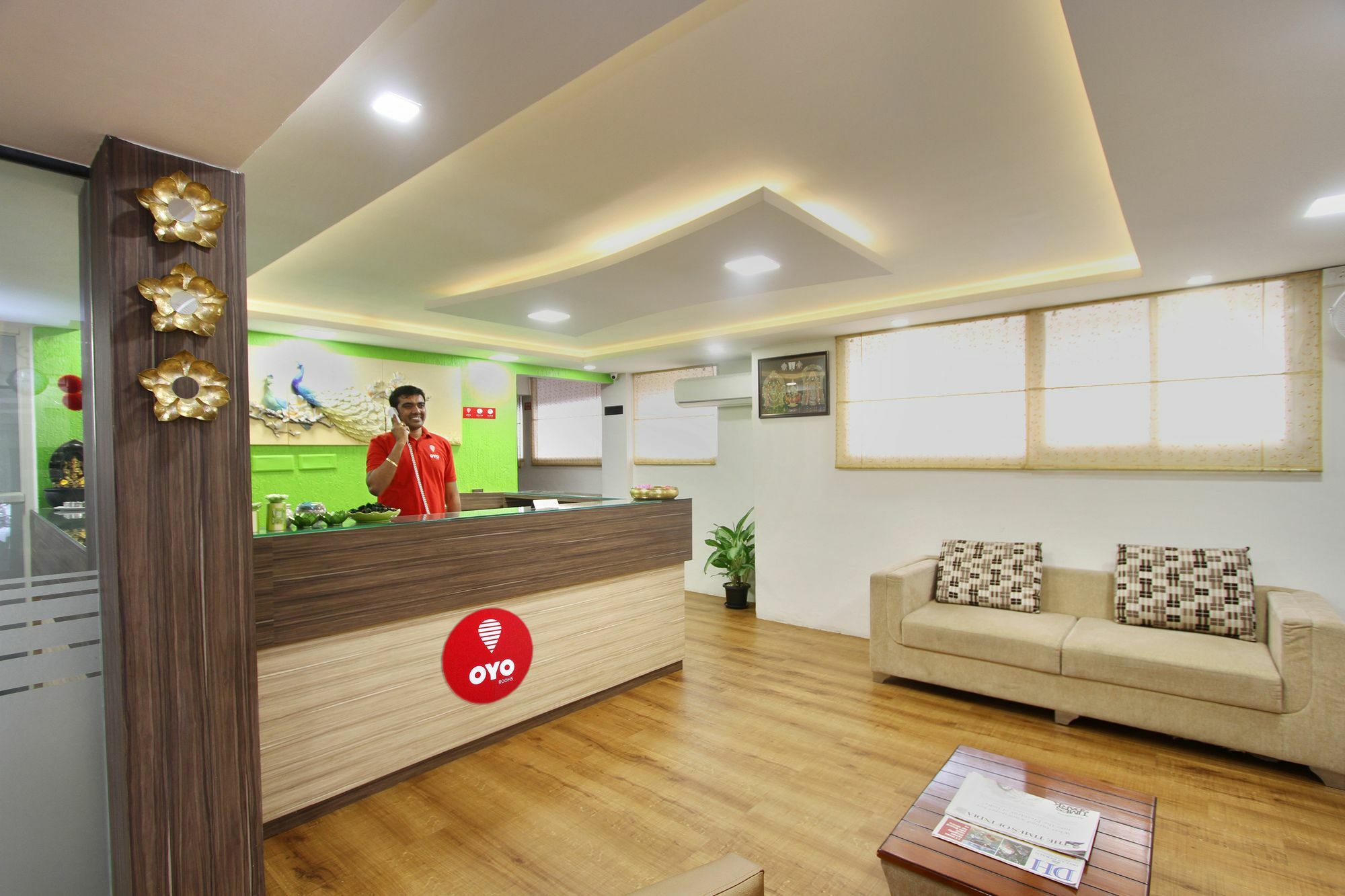 Hotel Capital O 5379 The Roy Grand Bangalore