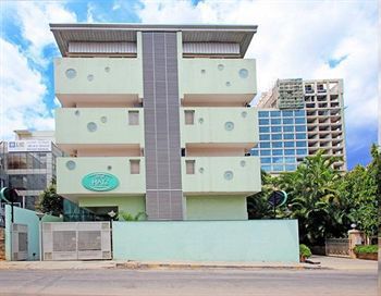 Hotel Mayflower Hayz Boutique Bangalore
