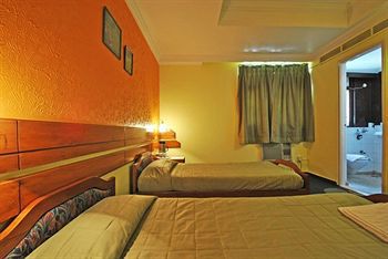 Hotel Maya International, Church Street