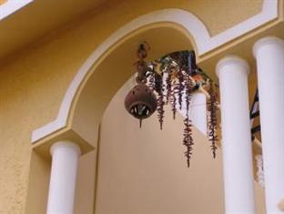 Camelot Bed & Breakfast Bangalore