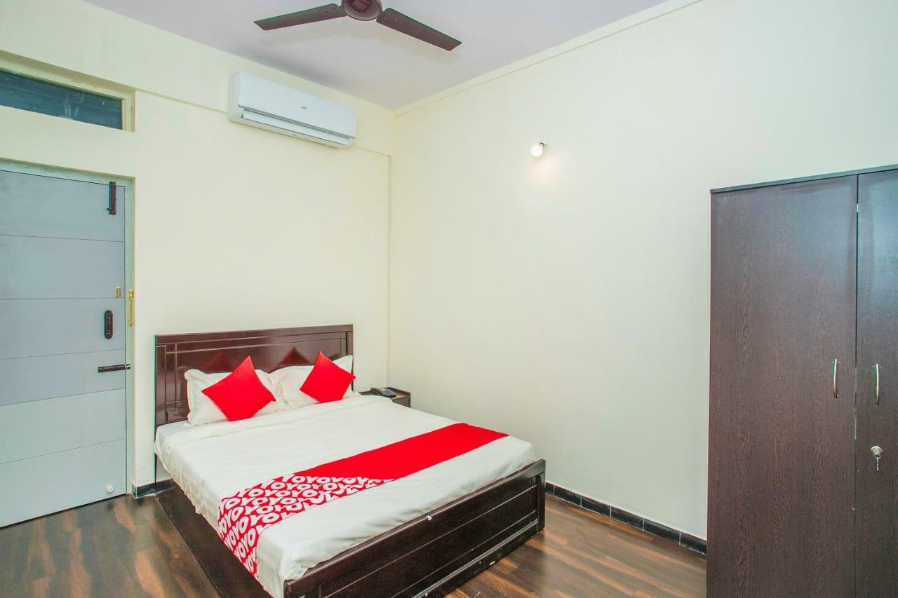 Hotel Oyo 14430 Sunshine Grand Bangalore