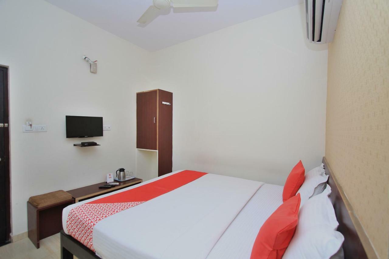 Oyo 2183 Fortune Hotel 3*