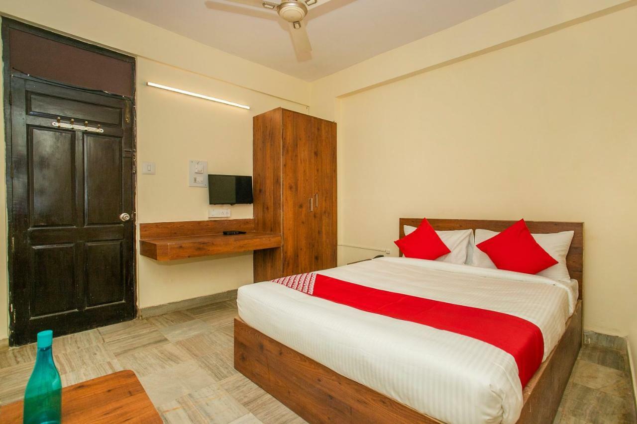Hotel Oyo 26565 Rajatha Mahal 3*
