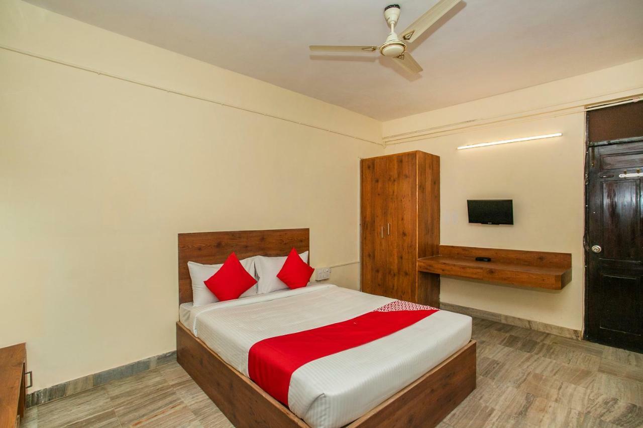 Hotel Oyo 26565 Rajatha Mahal 3*