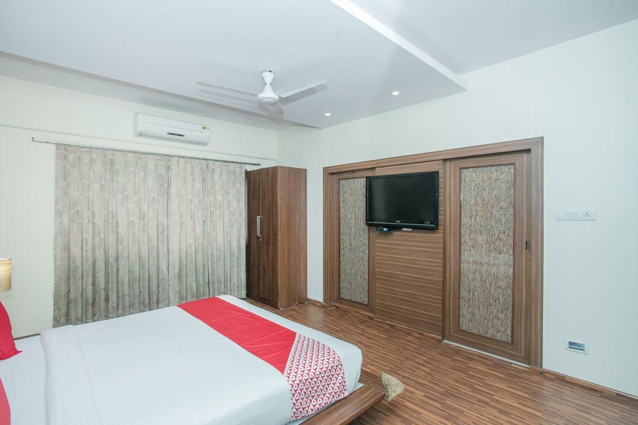 Hotel Capital O 14972 Ekaa
