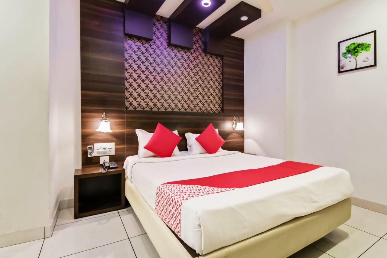 Hotel Oyo 30525 Dwarka Grand Bangalore