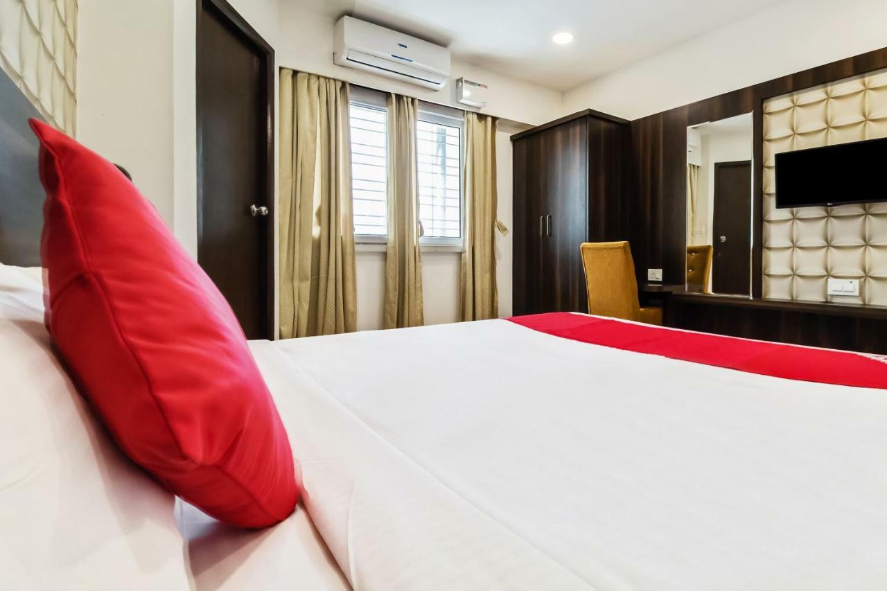 Oyo 30525 Dwarka Grand 3* Bangalore