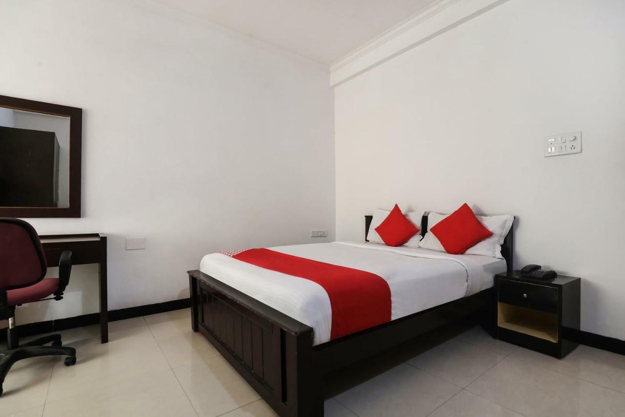 Oyo 29638 Gmr 18 Hotel Bangalore