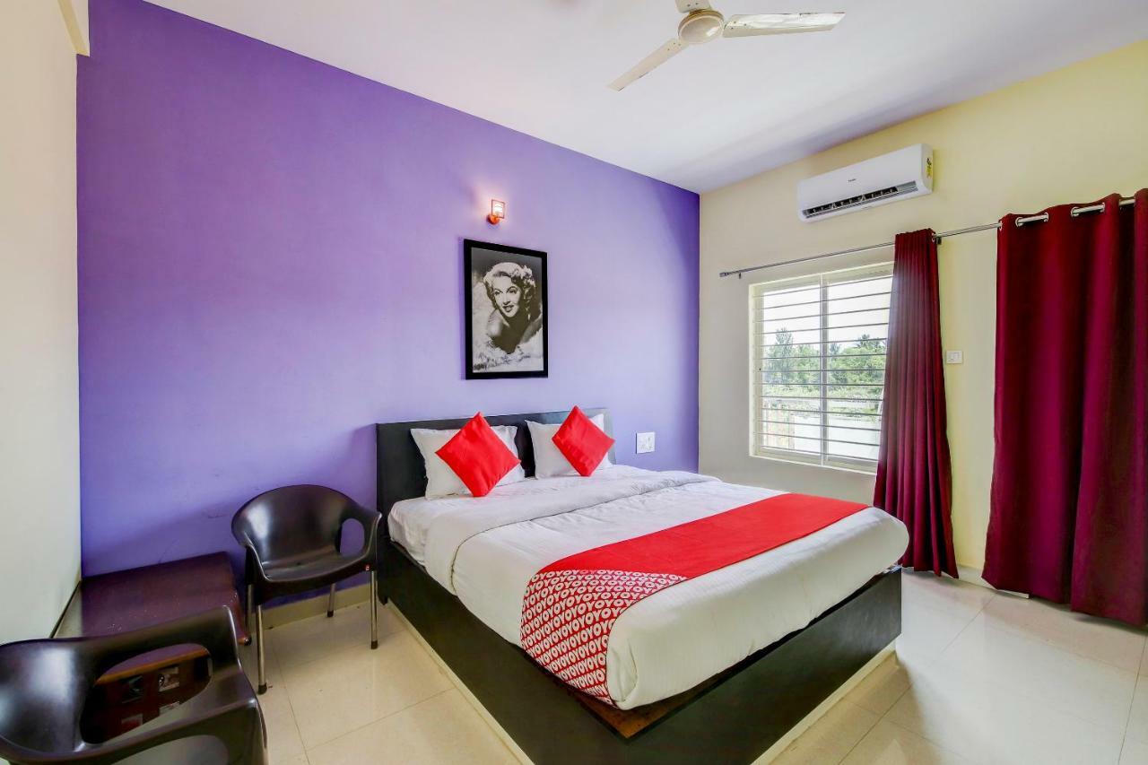 Oyo 33451 Ace Hotel