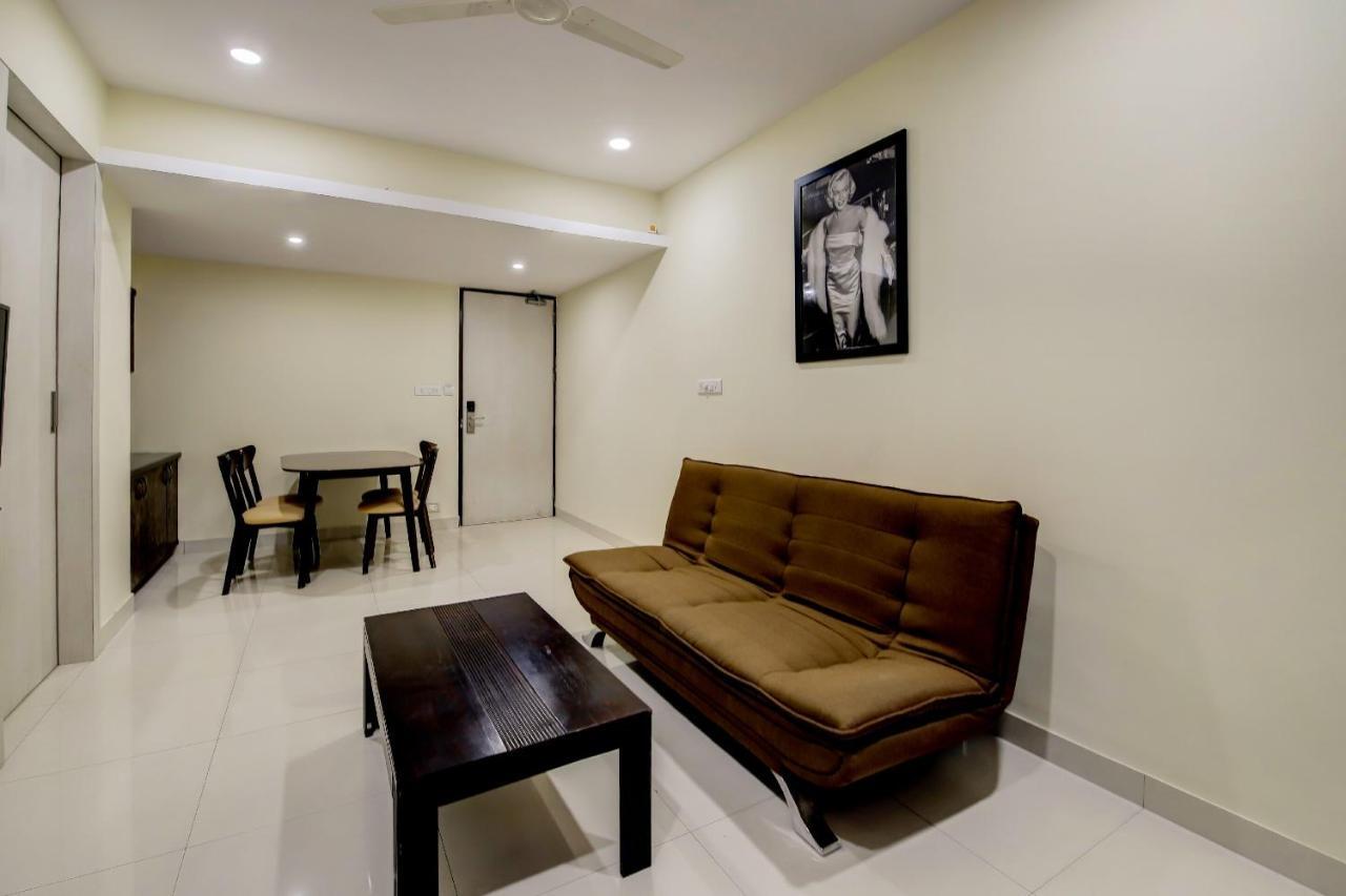 Hotel Capital O 28398 Mysore Gate