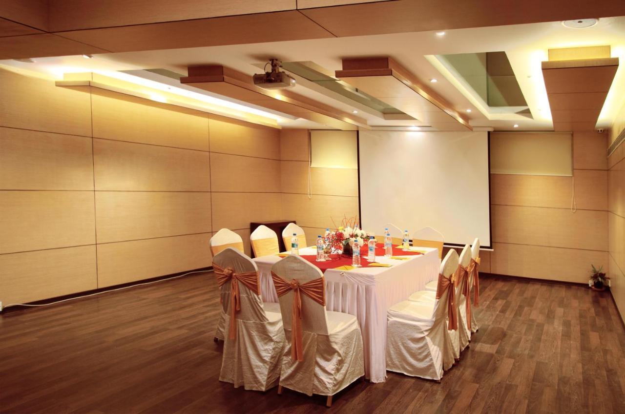Iris The Business Hotel