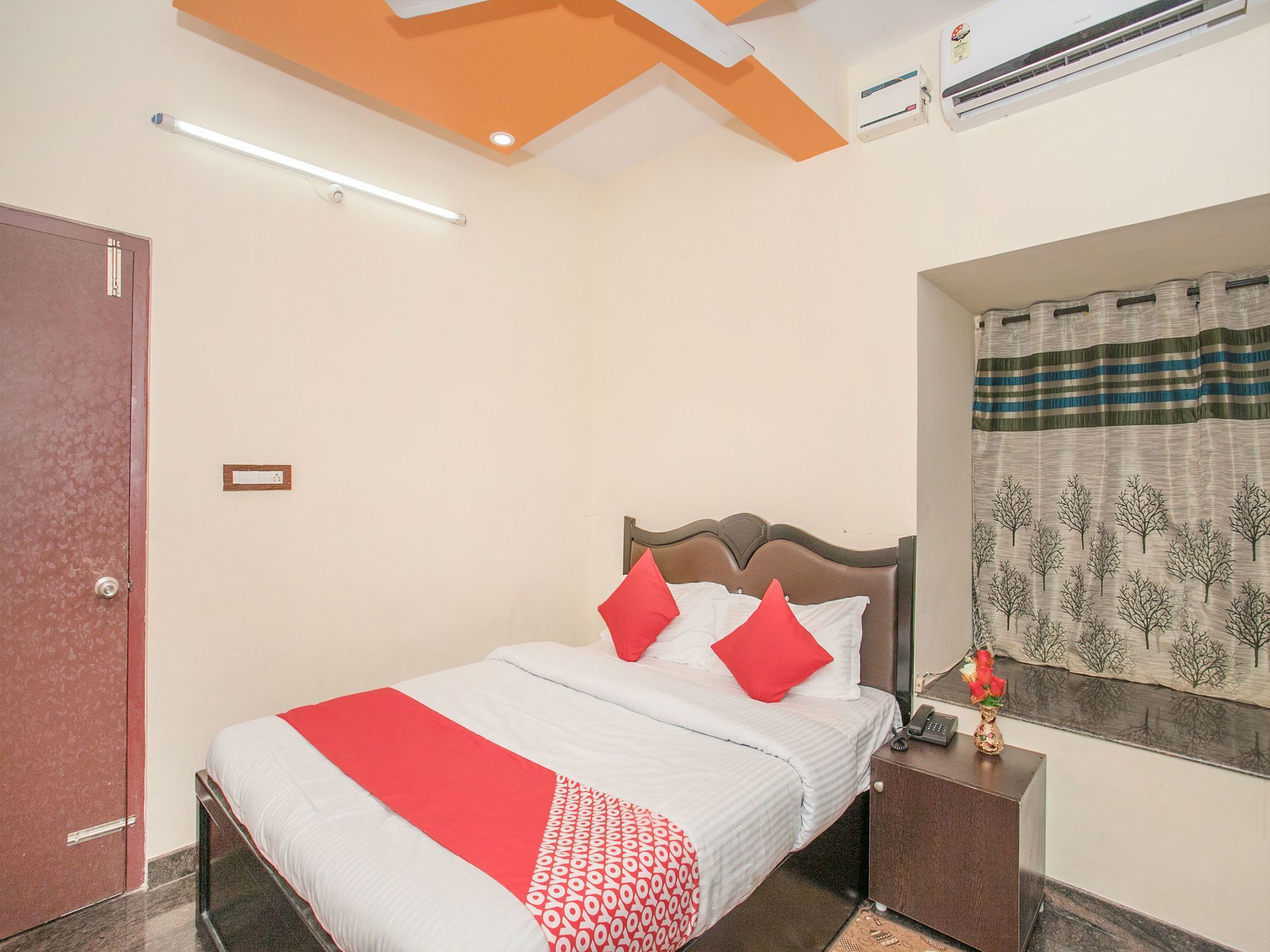 Oyo 15482 Delite Bangalore