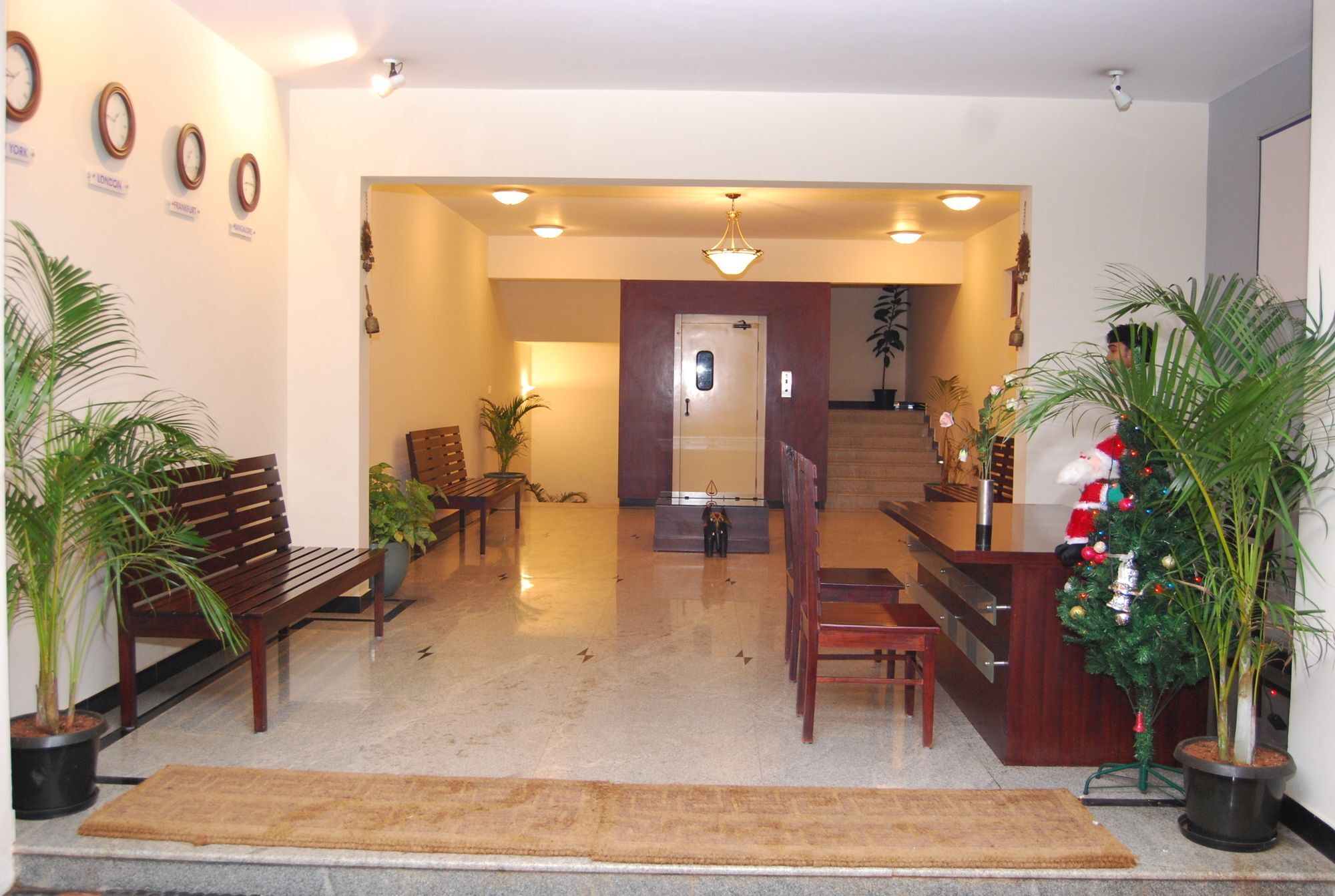 Apartment Sterling Living Space - Residency Road *
