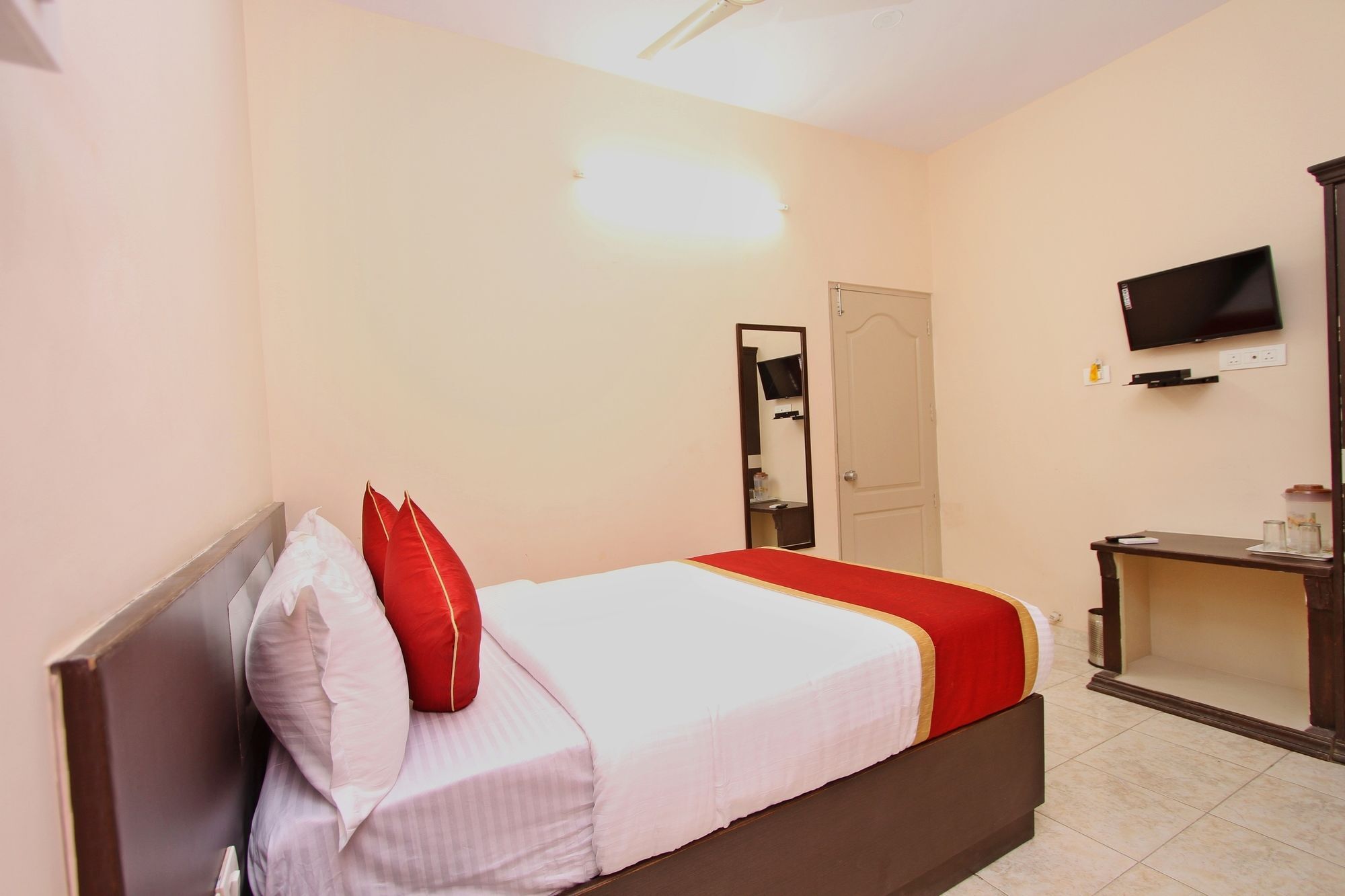 Oyo 635 Marathahalli 3*