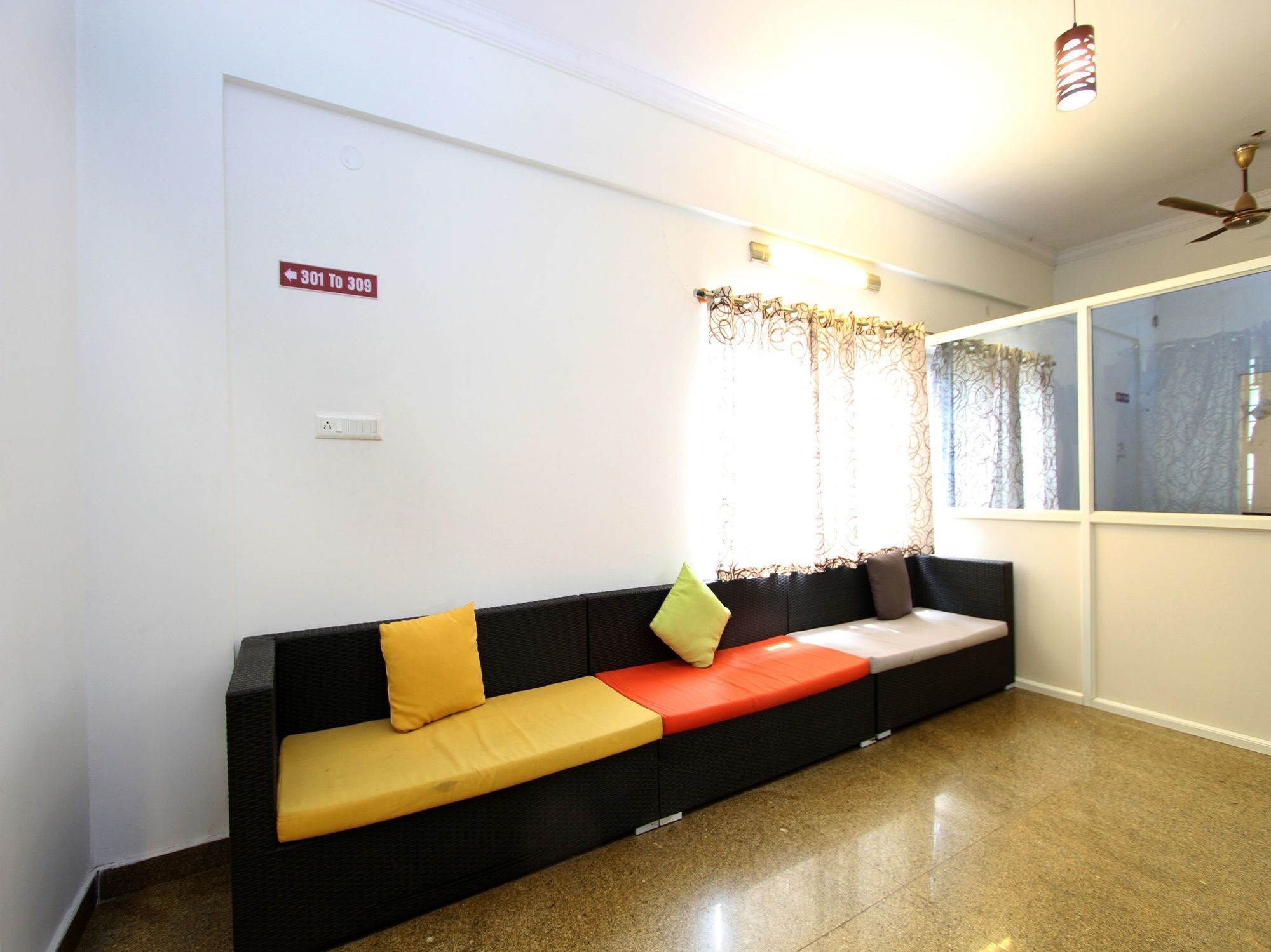Hotel Super Collection O Goyal Residency