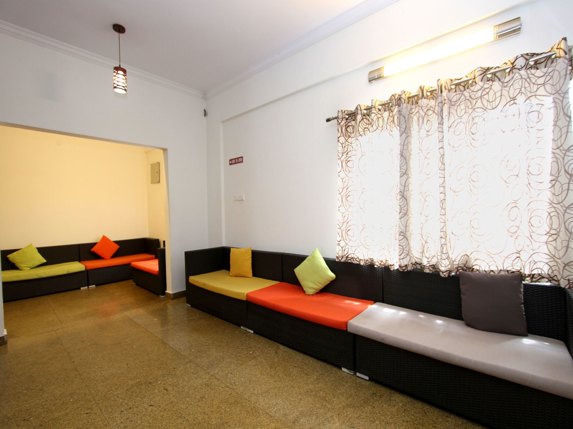 Super Collection O Goyal Residency Hotel