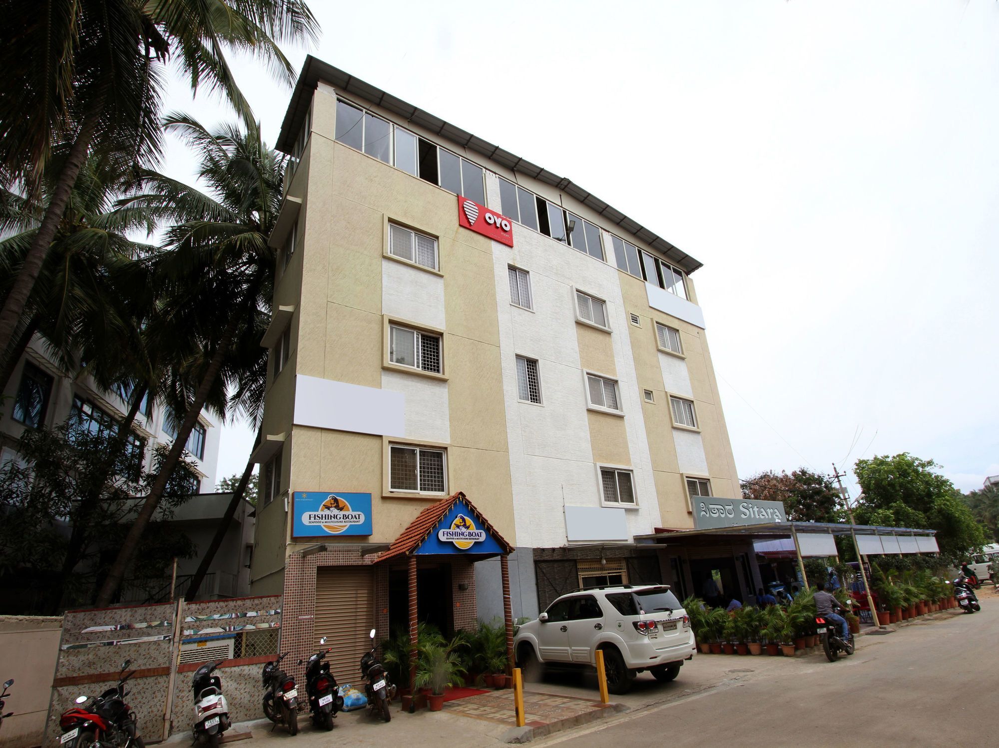 Super Collection O Goyal Residency 4*