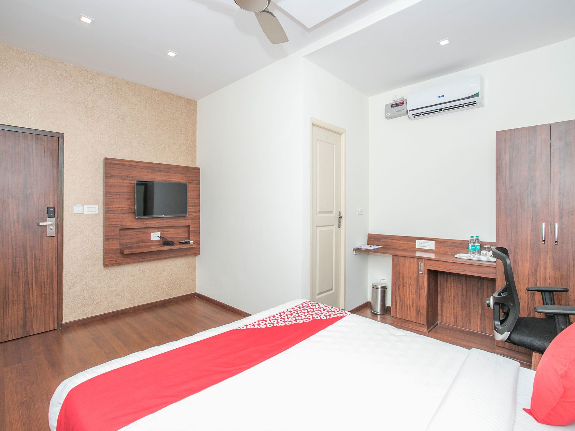 Hotel Oyo 15865 Passport 3*