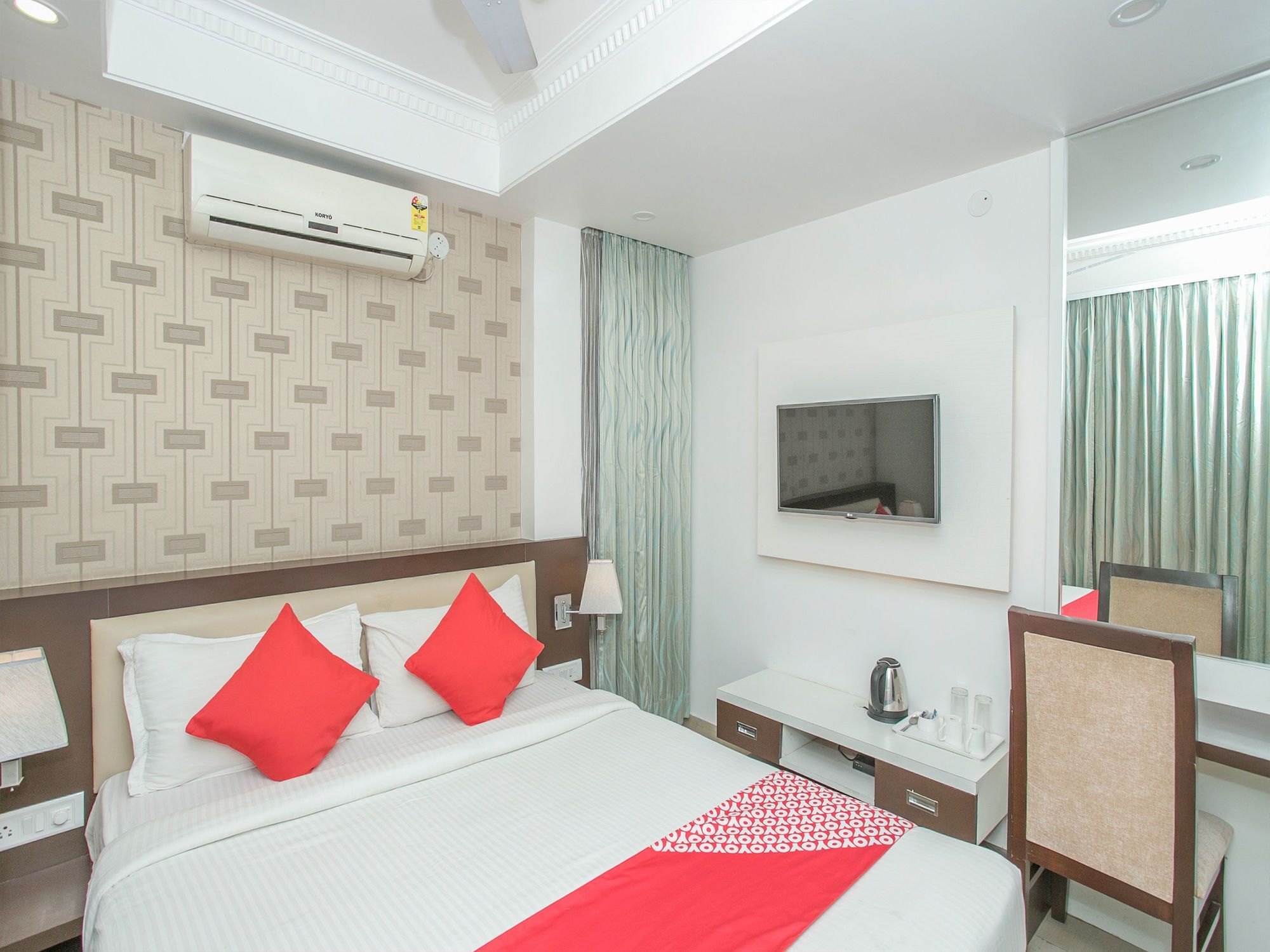 Hotel Oyo 13786 Rekha Residency
