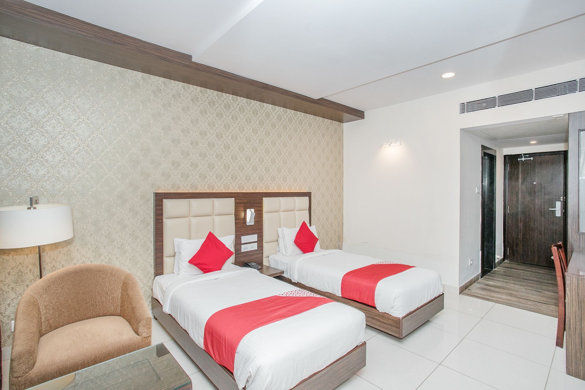 Hotel West