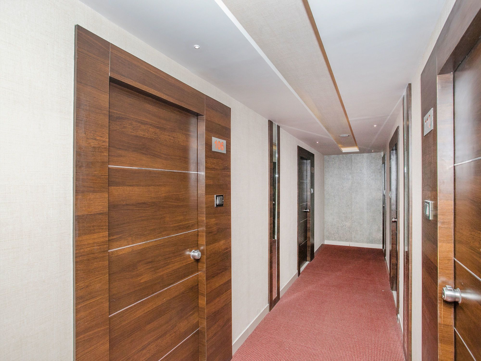 Hotel Oyo 13786 Rekha Residency Bangalore