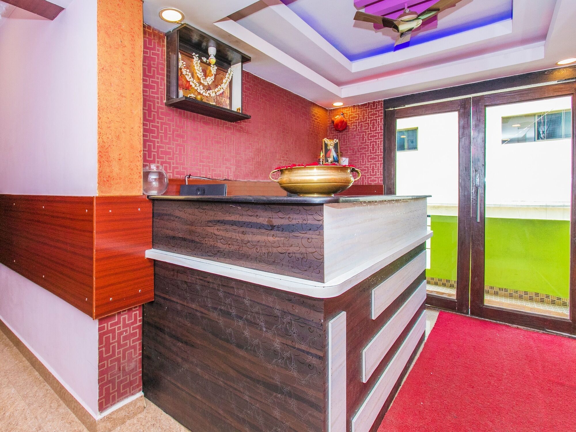 Hotel Oyo 16842 Brahma