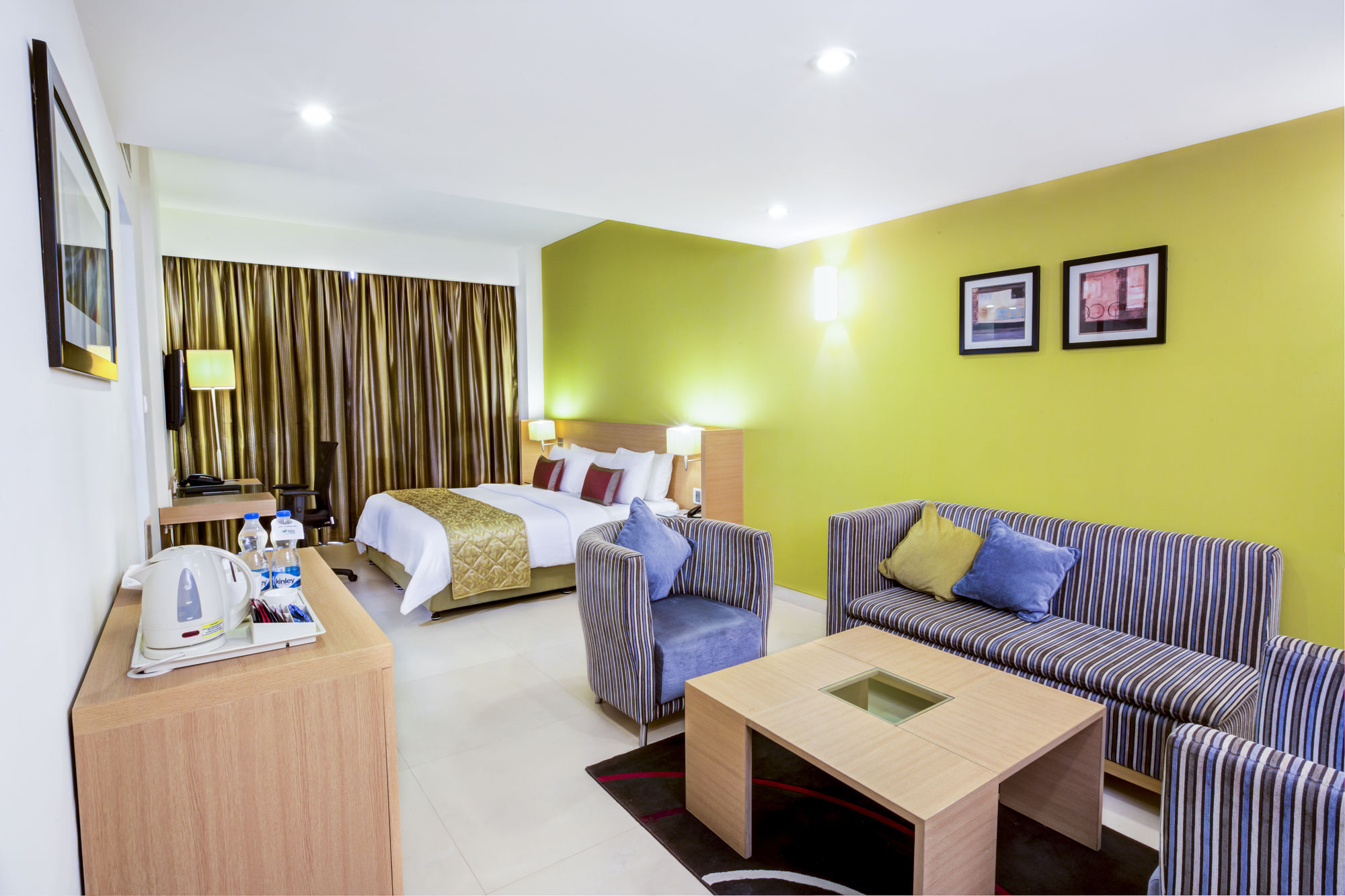 Radha Regent Electronic 4*