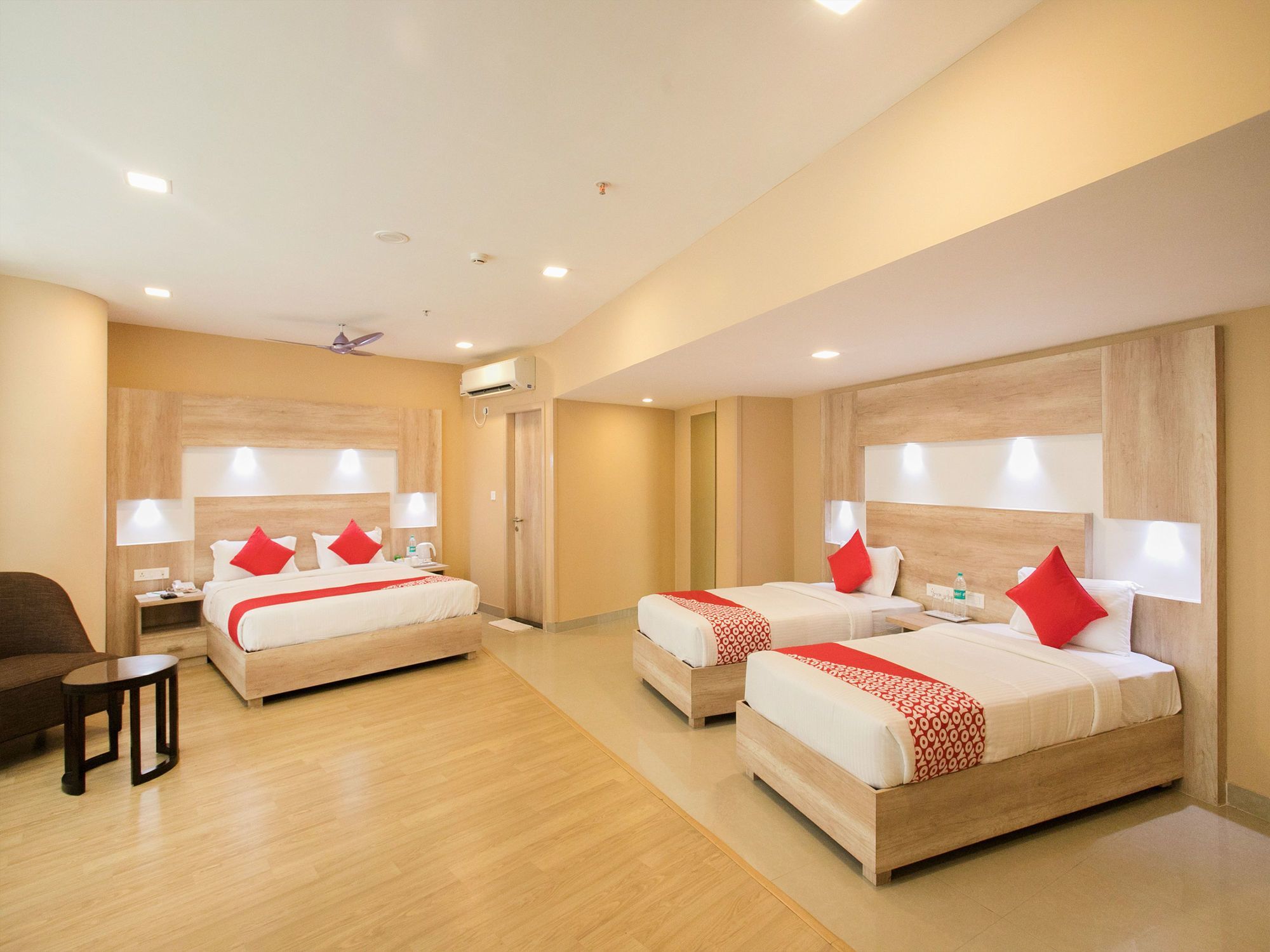 Capital O 15775 Supreme Boutique Hotel