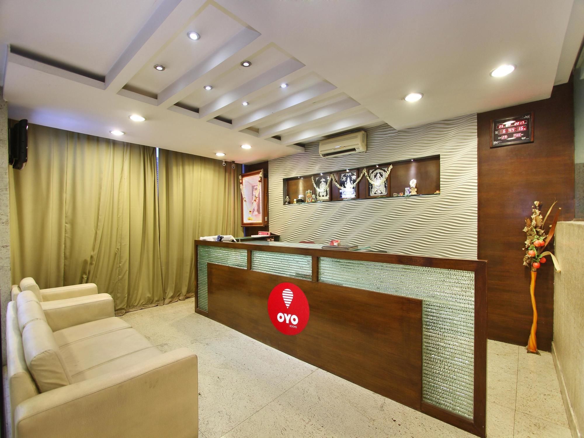 Hotel Oyo 435 Amshi International Bangalore